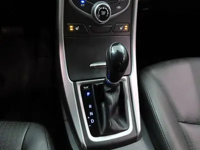 Hyundai Avante 2015, 21446 км, за 4659.29 USD - фото 9