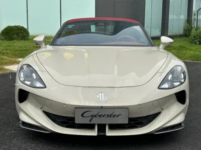 MG MG Cyberster 0, 12000 км, за 255000 CNY - фото 2
