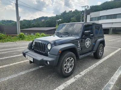 Jeep Wrangler · 2017 год