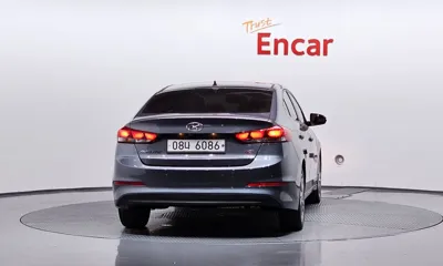 Hyundai Avante 2017, 52094 км, за 10800000 KRW