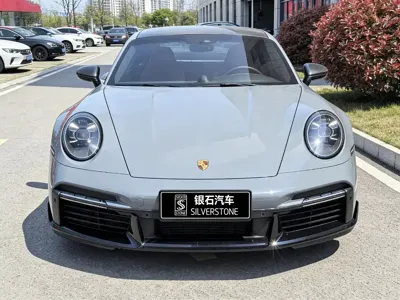 Porsche 911 2022, 15000 км, за 294058.4 USD