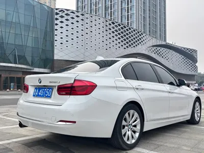 BMW 3 Series 2016, 75000 км, за 68800 CNY