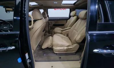 Kia Canival 2016, 128127 км, за 14500000 KRW - фото 11