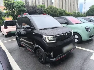 Wuling MINIEV 2023, 27900 км, за 30200 CNY