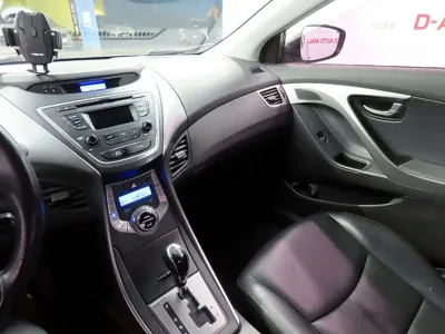 Hyundai Avante 2014, 88218 км, за 4700000 KRW - фото 11