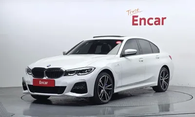 BMW 3-Series · 2021 год