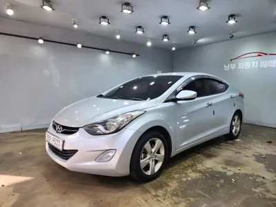 Hyundai Avante 2012, 194860 км, за 2900000 KRW