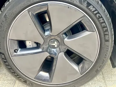 Tesla Model 3 2023, 99000 км, за 119800 CNY - фото 19