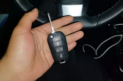 Peugeot 308 2018, 155900 км, за 25349.52 CNY - фото 9