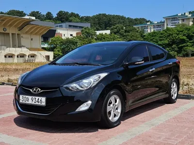 Hyundai Avante · 2013 год