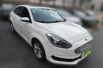 Ford Escort 2019, 22700 км, за 34256.11 CNY