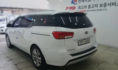 Kia Canival 2018, 114066 км, за 11990000 KRW - фото 19
