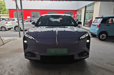 Hongqi Tiangong 08 2025, 16800 км, за 168949.93 CNY