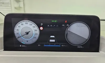 Hyundai Staria 2022, 30070 км, за 34400000 KRW - фото 8