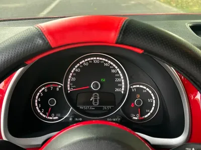 Volkswagen Beetle 2016, 110000 км, за 51300 CNY - фото 8
