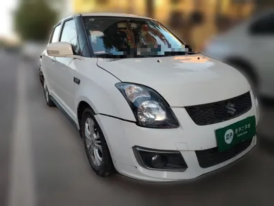 Suzuki Swift 2015, 74900 км, за 29183.68 CNY