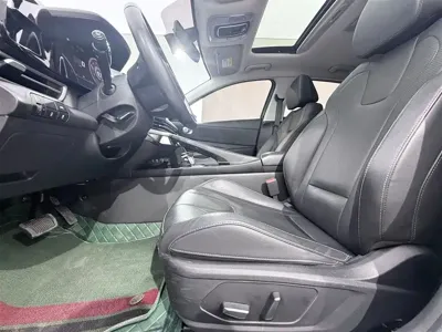 Hyundai Elantra 2023, 39000 км, за 97800 CNY - фото 7