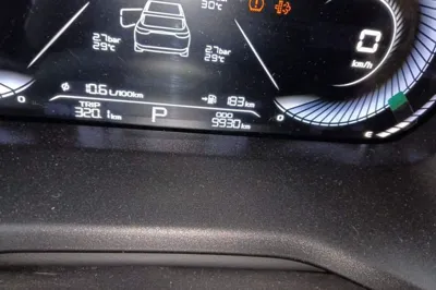 Geely Auto Emgrand 2023, 9900 км, за 46430.13 CNY - фото 12