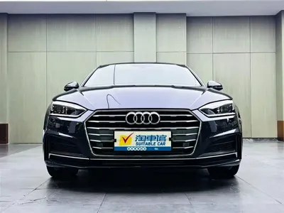 Audi A5 (Import) 2020, 30000 км, за 120500 CNY