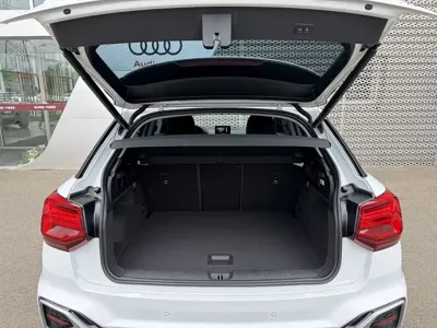 Audi Q2L 2024, 24000 км, за 106800 CNY - фото 6