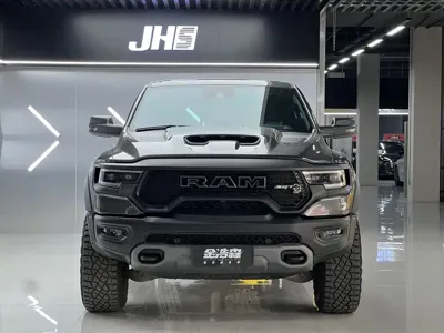RAM Ram Trucks 2023, 41000 км, за 738000 CNY