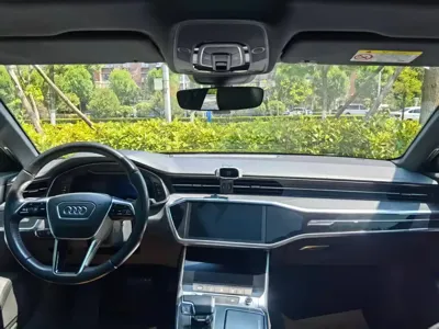 Audi A6L 2020, 90000 км, за 146100 CNY - фото 12