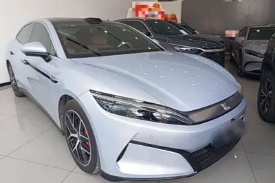 BYD Han L 2025, 3100 км, за 202586.28 CNY