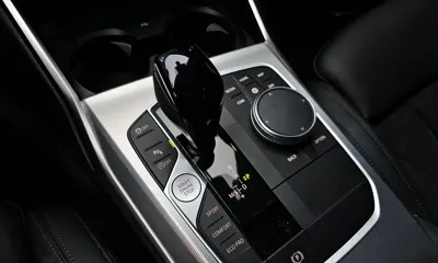 BMW 3-Series 2022, 64063 км, за 29500000 KRW - фото 9