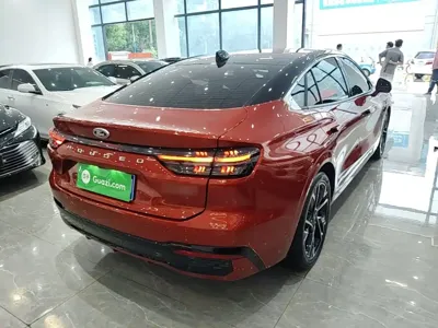 Ford Mondeo 2025, 2300 км, за 126600 CNY - фото 7