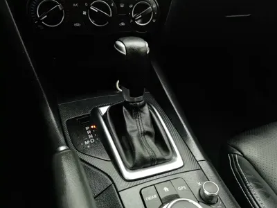 Mazda 3 Axela 2016, 127000 км, за 27900 CNY - фото 13