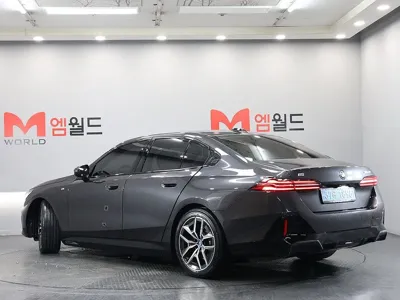 BMW i5 2024, 36269 км, за 66800000 KRW