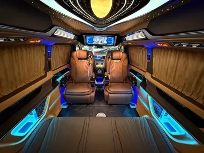 Mercedes-Benz V-Class 0, 100 км, за 698000 CNY - фото 18