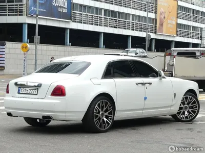 Rolls-Royce Ghost 2017, 49900 км, за 215000000 KRW