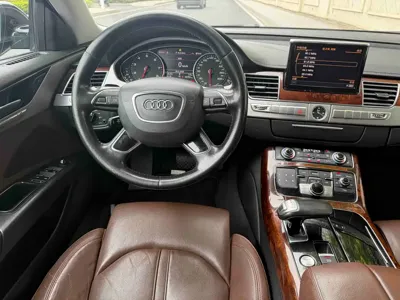 Audi A8 2012, 180000 км, за 61600 CNY - фото 9