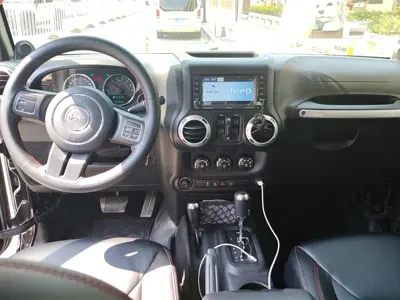 Jeep Wrangler 2014, 94000 км, за 93000 CNY - фото 12