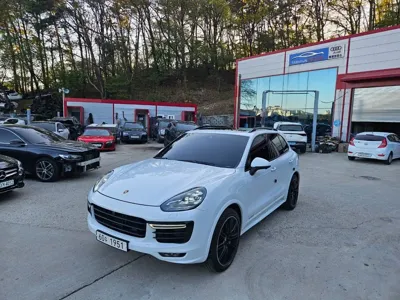 Porsche Cayenne 2018, 96781 км, за 39000000 KRW - фото 2