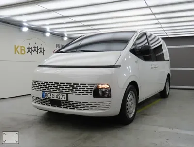 Hyundai Staria · 2025 год