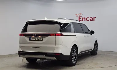 Kia Canival 2023, 60058 км, за 27000000 KRW
