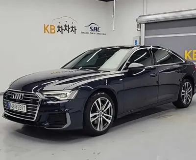 Audi A6 · 2021 год