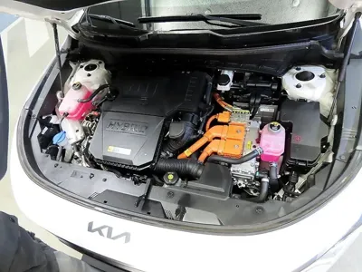 Kia Niro 2022, 59998 км, за 23200000 KRW - фото 19