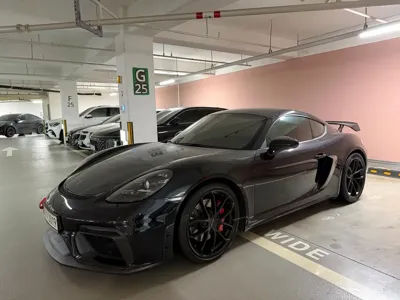 Porsche 718 · 2021 год