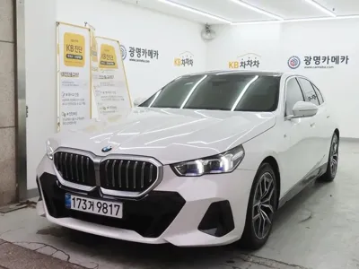 BMW 5-Series 2024, 51175 км, за 57900000 KRW