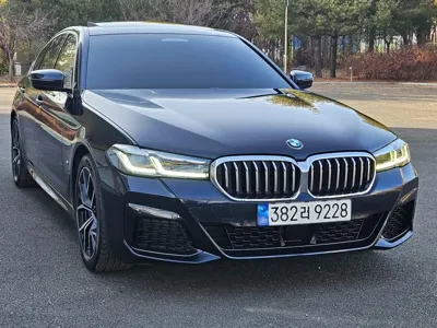 BMW 5-Series 2022, 53680 км, за 42990000 KRW