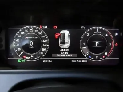 Land Rover Range Rover Velar 2018, 250311 км, за 21000000 KRW - фото 8