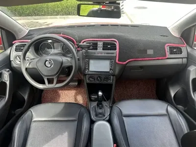 Volkswagen Polo 2015, 68000 км, за 22799 CNY - фото 8