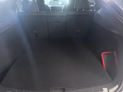 Tesla Model Y 2026, 100 км, за 247500 CNY