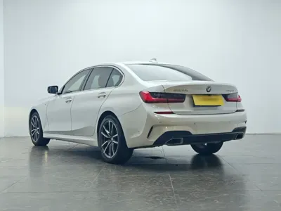 BMW 3 Series 2020, 90200 км, за 123900 CNY
