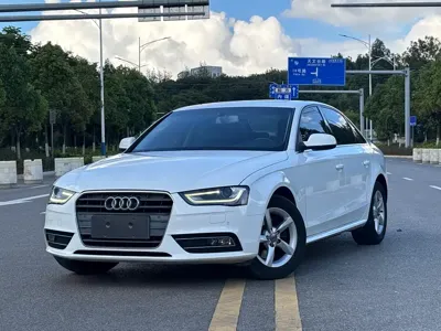 Audi A4L · 2012 год