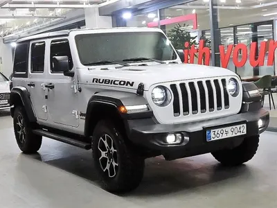 Jeep Wrangler · 2023 год