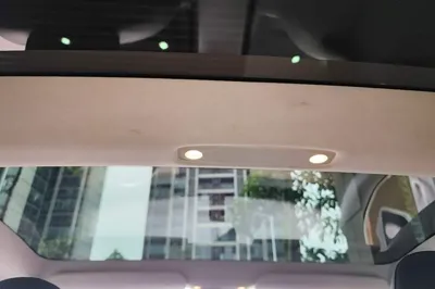 Tesla Model 3 2019, 75800 км, за 109535.68 CNY - фото 31